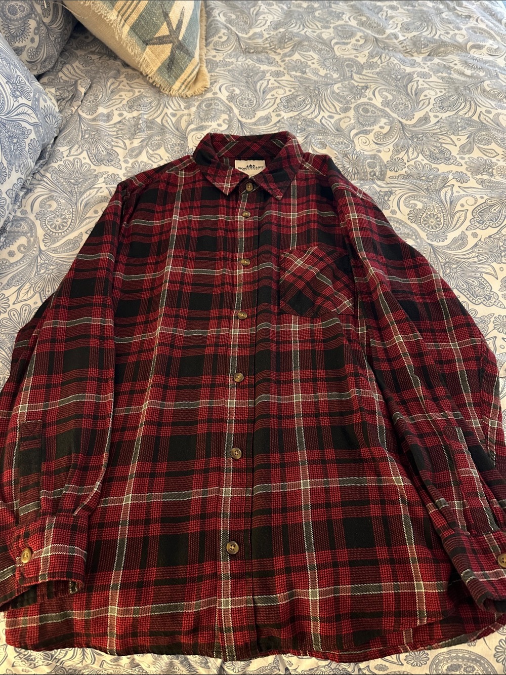 Men's Red and Black Plaid Button-Down Shirt - Casual Long Sleeve